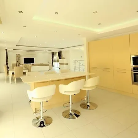 Vila Rembrandt Lux *